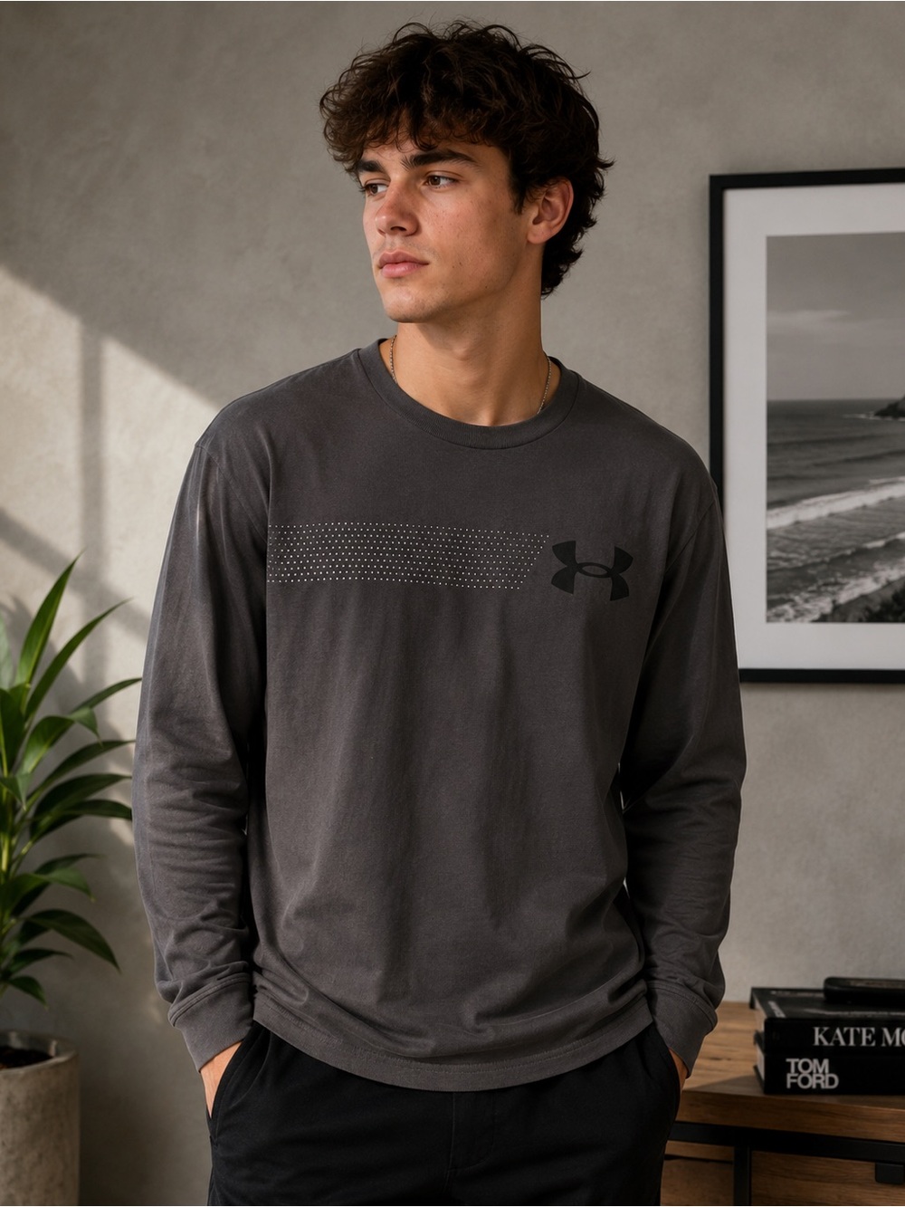 Under Armour Men's Long-Sleeve Graphic Tee - Charcoal